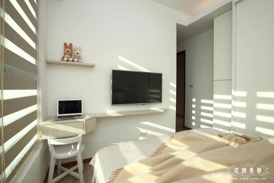 37868678_1736823616365063_2551580954623737856_n